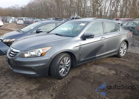 2011 Honda Accord 2.4 Ex-L из США, поврежденный, VIN 1HGCP2F82BA121290